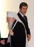 Седем: Светият синод дири следите на 500 000 евро